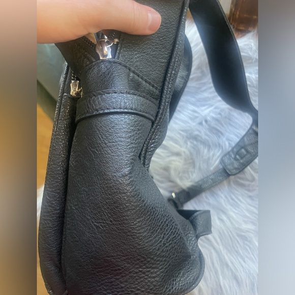 Jones New York Faux Leather backpack - Picture 7 of 8